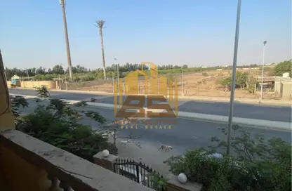 شقة - 3 غرف نوم - 1 حمام للبيع في الحي الرابع - مدينة العبور - القليوبية