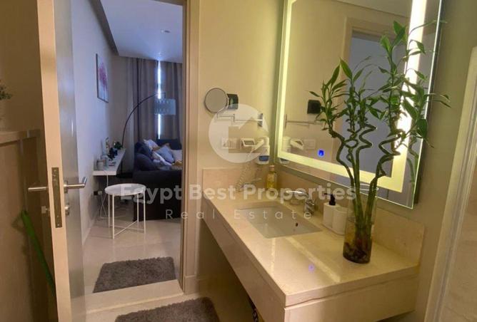 8030557 - Property Image 2