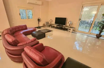 فيلا - 5 غرف نوم - 5 حمامات للايجار في حدائق المهندسين - الحي الرابع - الشيخ زايد - الجيزة