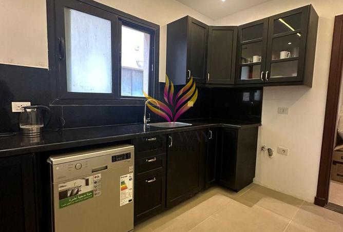 8213121 - Property Image 3