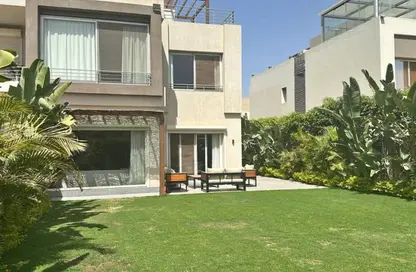 Villa - 5 Bedrooms - 5 Bathrooms for sale in Palm Hills New Cairo - 5th Settlement Compounds - The 5th Settlement - New Cairo City - Cairo