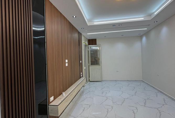 8435915 - Property Image 2