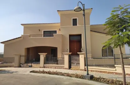 Villa - 4 Bedrooms - 4 Bathrooms for rent in Levana - Uptown Cairo - Mokattam - Cairo