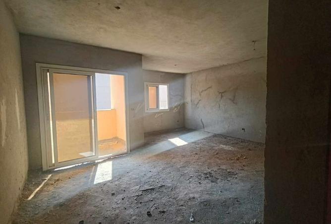 8477499 - Property Image 2