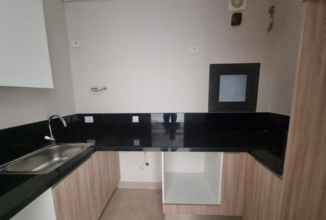 8043589 - Property Image 3