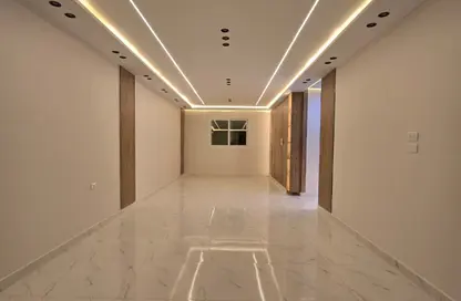 شقة - 3 غرف نوم - 2 حمامات للبيع في البوابة الرابعة - مينا - حدائق الاهرام - الجيزة شقة - 3 غرف نوم - 2 حمامات للبيع في البوابة الرابعة - مينا - حدائق الاهرام - الجيزة