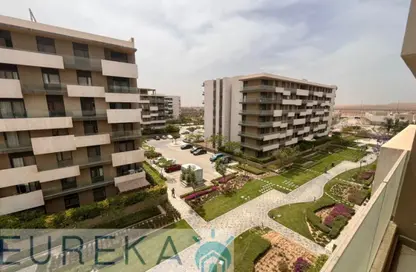 Apartment - 2 Bedrooms - 2 Bathrooms for sale in Al Burouj Compound - El Shorouk Compounds - Shorouk City - Cairo