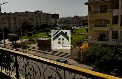 Apartment - 2 Bedrooms - 2 Bathrooms for sale in District 3 - The 5th Settlement - New Cairo City - Cairo