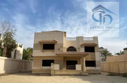 Villa - 4 Bedrooms - 4 Bathrooms for sale in Royal City - Sheikh Zayed Compounds - Sheikh Zayed City - Giza