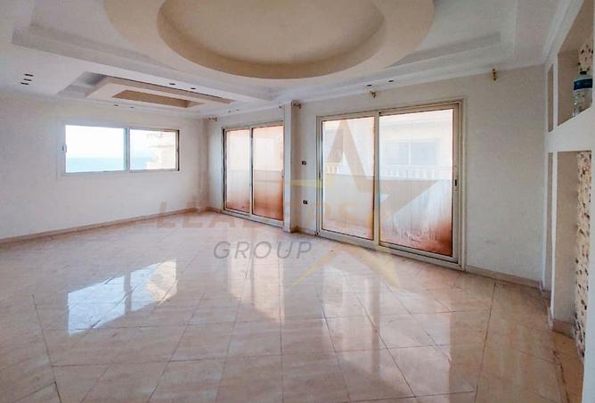 8552190 - Property Image 2