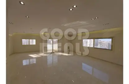 شقة - 3 غرف نوم - 3 حمامات للبيع في ارض الجولف - مصر الجديدة - القاهرة