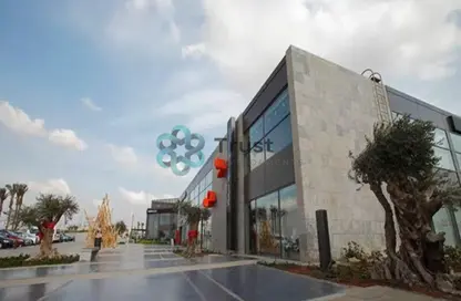 Shop - Studio - 2 Bathrooms for rent in Sodic West - Sheikh Zayed Compounds - Sheikh Zayed City - Giza