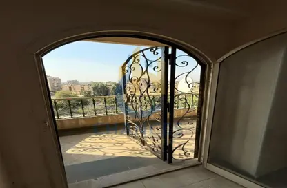 Apartment - 3 Bedrooms - 2 Bathrooms for sale in Street 200 - Degla - Hay El Maadi - Cairo