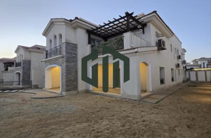 Villa - 7 Bedrooms - 7 Bathrooms for rent in Madinaty - Cairo