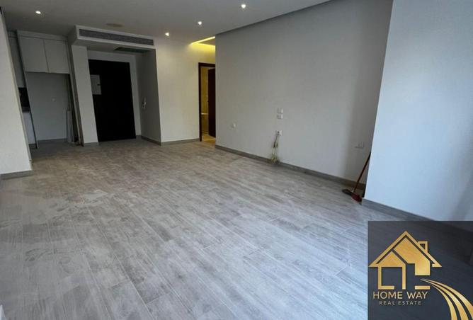 8438945 - Property Image 2