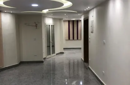 مساحات مكتبية - استوديو - 2 حمامات للايجار في شارع النزهه - الماظة - مصر الجديدة - القاهرة