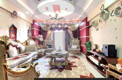 شقة - 3 غرف نوم - 2 حمامات للبيع في شارع بورسعيد - سبورتنج - حي شرق - الاسكندرية