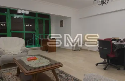 شقة - 3 غرف نوم - 2 حمامات للايجار في شارع الجزيرة - المستثمرين الجنوبية - مدينة القاهرة الجديدة - القاهرة
