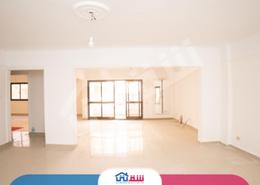 Apartment - 3 bedrooms for للايجار in Stanley Bridge - Stanley - Hay Sharq - Alexandria
