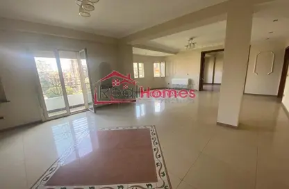 Office Space - Studio - 4 Bathrooms for rent in Al Saleh Ayoub St. - Zamalek - Cairo
