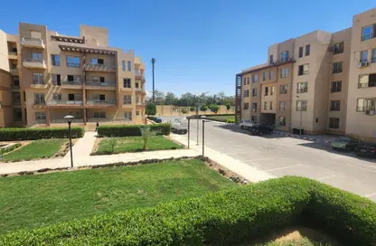 شقة - 3 غرف نوم - 3 حمامات للايجار في مدينة وصال - كمبوندات الشروق - مدينة الشروق - القاهرة