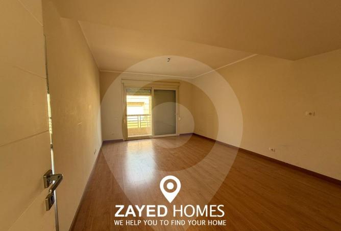 8223566 - Property Image 2