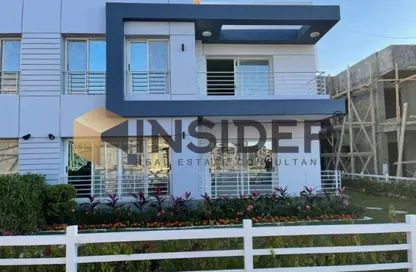 Twin House - 4 Bedrooms - 5 Bathrooms for sale in The Waterway Villas - Ext North Inves Area - New Cairo City - Cairo