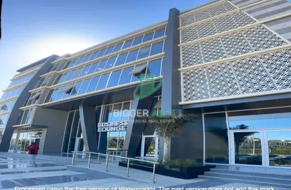 Office Space - Studio - 2 Bathrooms for rent in Azad - 5th Settlement Compounds - The 5th Settlement - New Cairo City - Cairo