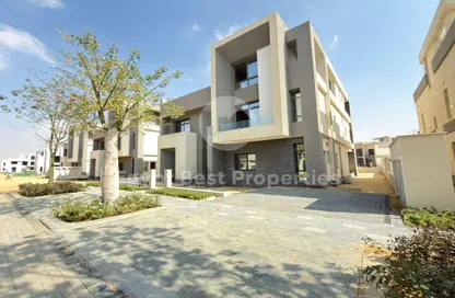 Villa - 6 Bedrooms - 7+ Bathrooms for sale in Stei8ht - The 1st Settlement - New Cairo City - Cairo Villa - 6 Bedrooms - 7+ Bathrooms for sale in Stei8ht - The 1st Settlement - New Cairo City - Cairo
