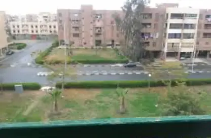 شقة - 3 غرف نوم - 2 حمامات للبيع في الحي الثامن - مدينة 6 أكتوبر - الجيزة