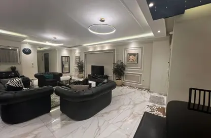 Apartment - 3 Bedrooms - 2 Bathrooms for rent in Ahmed Orabi St. - Mohandessin - Giza