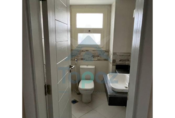 8121856 - Property Image 3