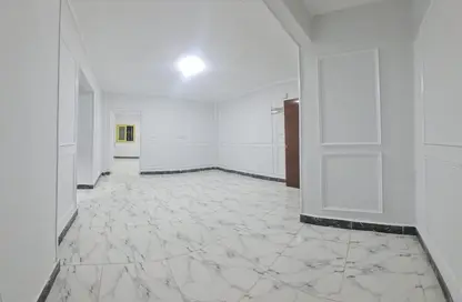 Apartment - 2 Bedrooms - 1 Bathroom for sale in 1st District - Sheikh Zayed City - Giza