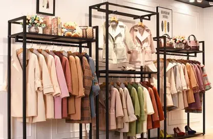 محل تجاري - استوديو - 2 حمامات للايجار في شارع التسعين الجنوبي - التجمع الخامس - مدينة القاهرة الجديدة - القاهرة