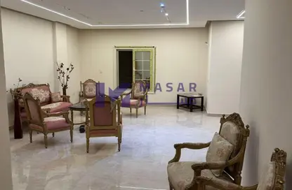 شقة - 4 غرف نوم - 3 حمامات للبيع في حى القرنفل - التجمع الخامس - مدينة القاهرة الجديدة - القاهرة