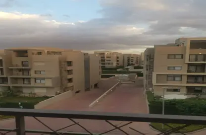 (بنتهاوس  (روف - 4 غرف نوم - 2 حمامات للبيع في مون ريزيدنس - فيفث سكوير - التجمع الخامس - مدينة القاهرة الجديدة - القاهرة
