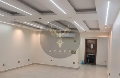 Apartment - 3 Bedrooms - 3 Bathrooms for rent in Hyde Park - New Cairo City - Cairo