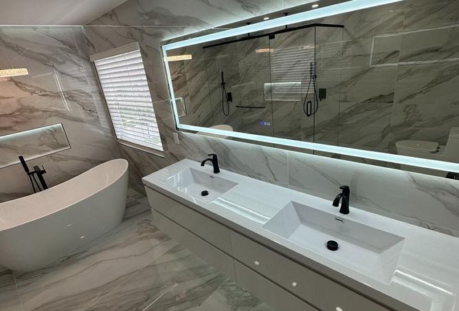 8408873 - Property Image 2