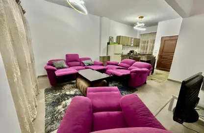 شاليه - 2 غرف نوم - 2 حمامات للايجار في طريق بيفرلي هيلز - الحي السابع عشر - الشيخ زايد - الجيزة