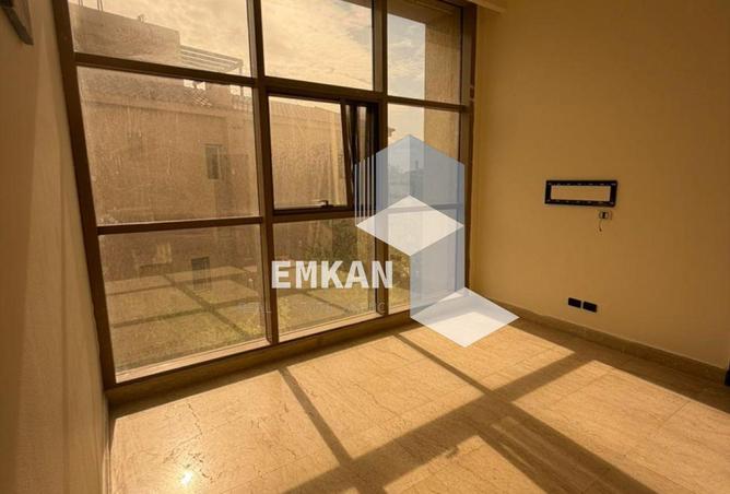 8402562 - Property Image 3