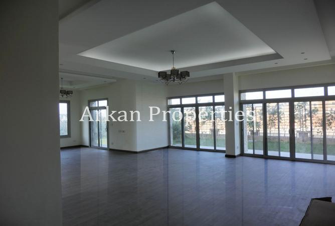 7977545 - Property Image 3