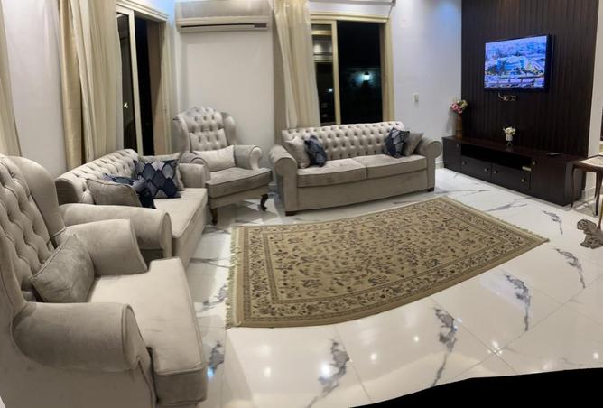 8242603 - Property Image 2