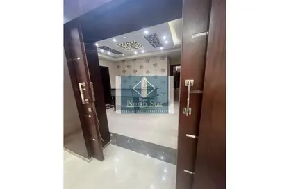 Office Space - Studio - 2 Bathrooms for rent in Zahraa Al Maadi St. - Degla - Hay El Maadi - Cairo