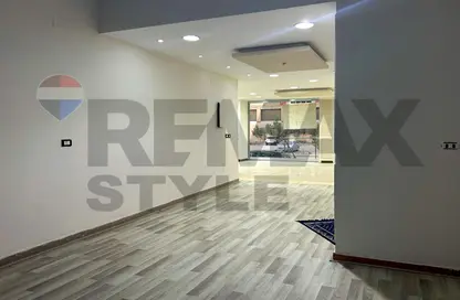 Shop - Studio - 2 Bathrooms for sale in El Mearag City - Zahraa El Maadi - Hay El Maadi - Cairo