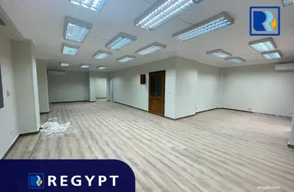 Office Space - Studio - 3 Bathrooms for rent in Sarayat Al Maadi - Hay El Maadi - Cairo