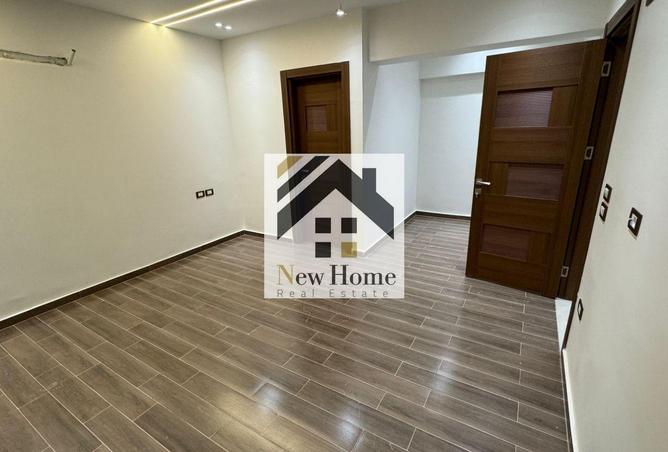 8119432 - Property Image 3