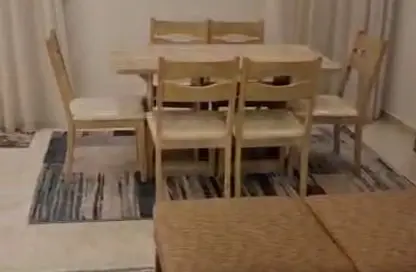 شقة - 3 غرف نوم - 3 حمامات للبيع في شارع الثوره - الدقي - الجيزة