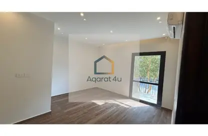 شقة - 3 غرف نوم - 3 حمامات للايجار في 6 ويست - بيفرلي هيلز - كمبوندات الشيخ زايد - الشيخ زايد - الجيزة