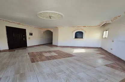 شقة - 2 غرف نوم - 1 حمام للبيع في الهضبة الوسطي - المقطم - القاهرة