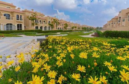 تاون هاوس - 4 غرف نوم - 4 حمامات للبيع في الباتيو فيدا - التجمع السادس - مدينة القاهرة الجديدة - القاهرة
